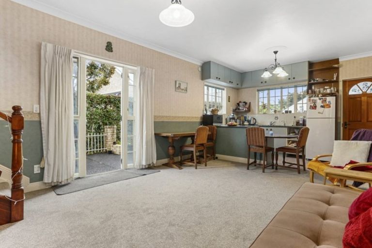 Photo of property in 181 Shaw Road, Oratia, Auckland, 0604