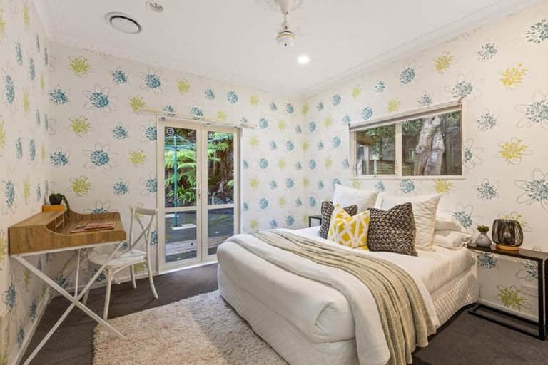 Photo of property in 247 Paremoremo Road, Lucas Heights, Auckland, 0632