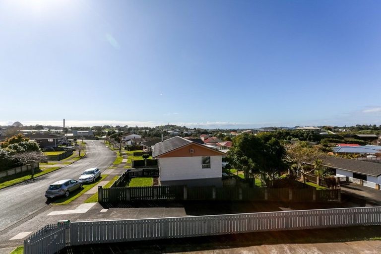 Photo of property in 13 Virginia Place, Whalers Gate, New Plymouth, 4310