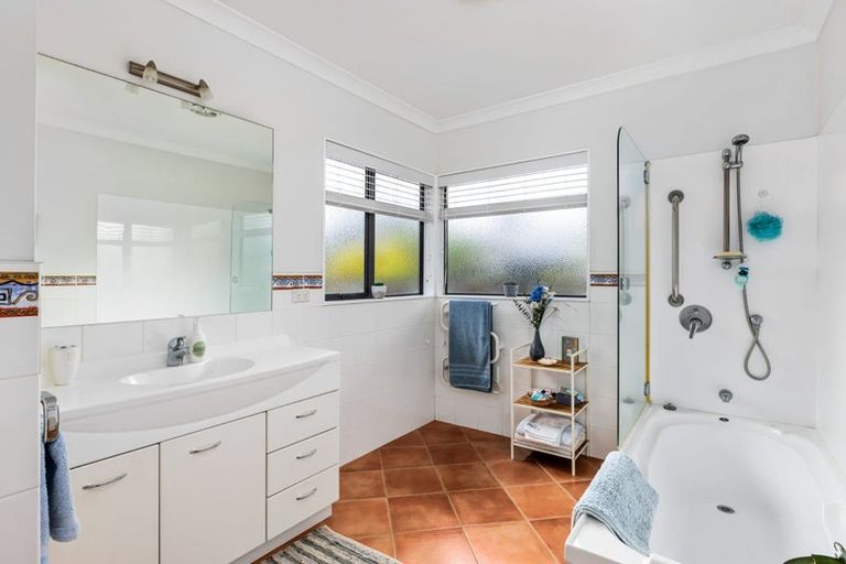 Photo of property in 53 Athol Place, Algies Bay, Warkworth, 0920