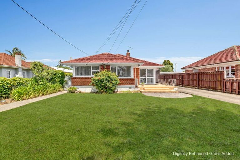 Photo of property in 1/5 Huia Road, Papatoetoe, Auckland, 2025