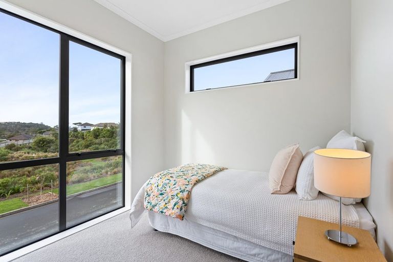 Photo of property in 17 Barrel Crescent, Swanson, Auckland, 0614