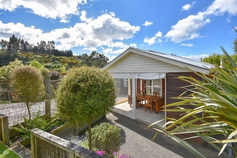 Photo of property in 4 Hare Road, Ocean View, Dunedin, 9035