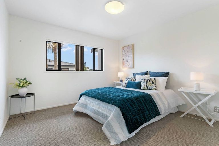 Photo of property in 118/2 Armoy Drive, East Tamaki, Auckland, 2016