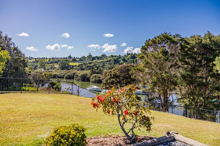 Photo of property in 13 James Kemp Place, Kerikeri, 0230