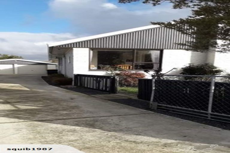 Photo of property in 17 Tuckers Road, Redwood, Christchurch, 8051