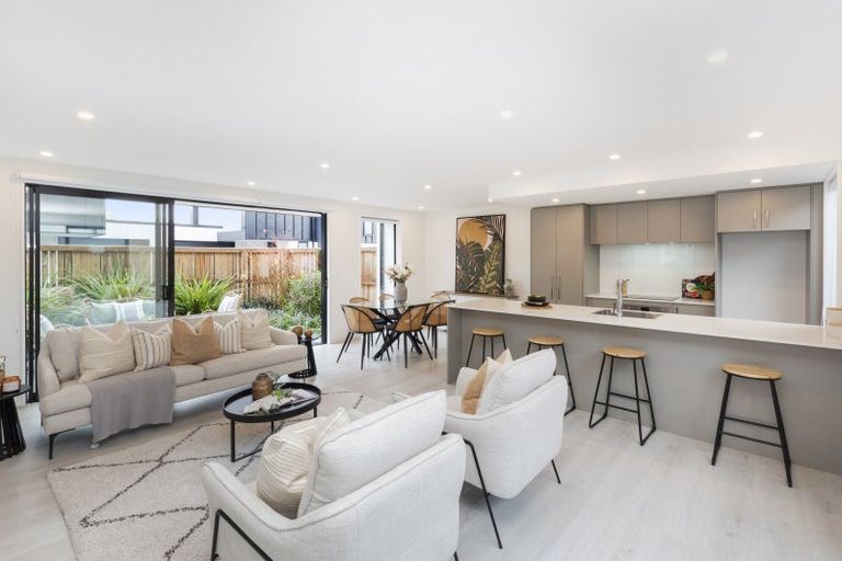 Photo of property in 2/143 Cranford Street, St Albans, Christchurch, 8014