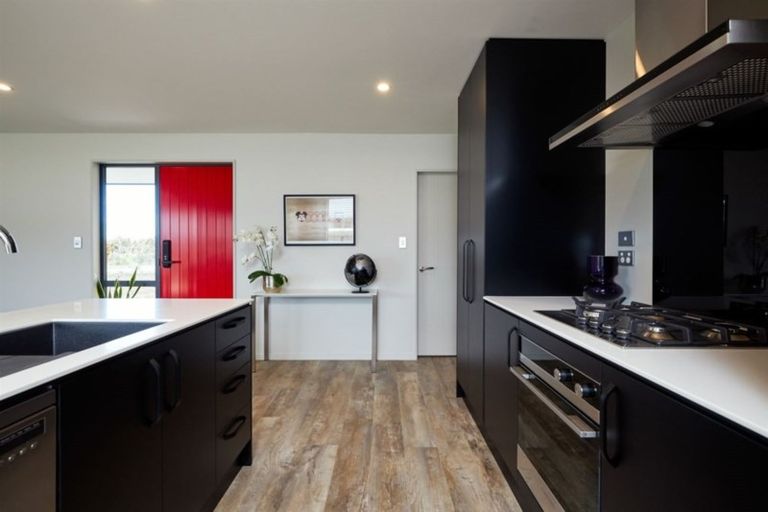 Photo of property in 37 Miromiro Drive, Kaikoura, 7300