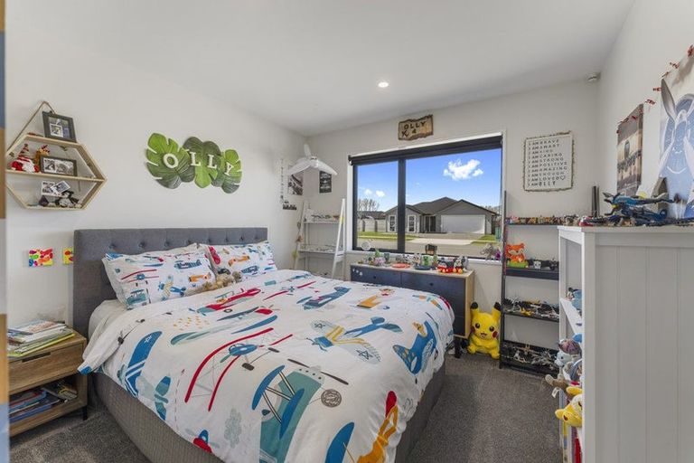 Photo of property in 30 Mcquillan Avenue, Woodend, 7610