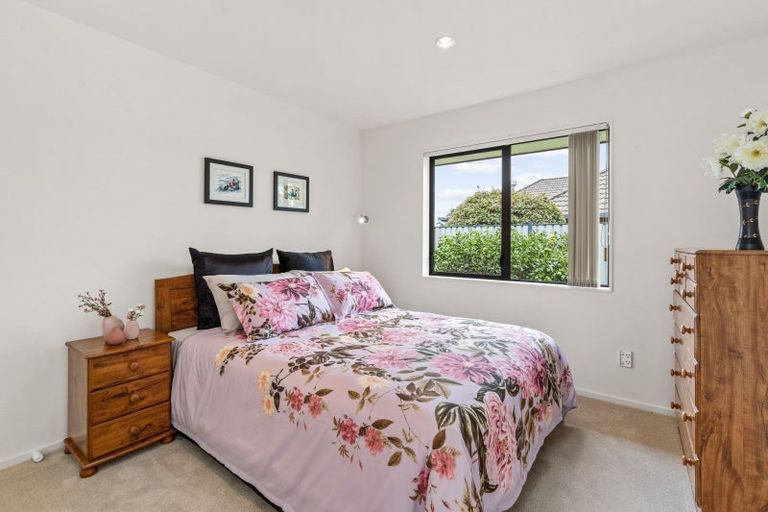 Photo of property in 18 Chatsfield Place, Te Kamo, Whangarei, 0112