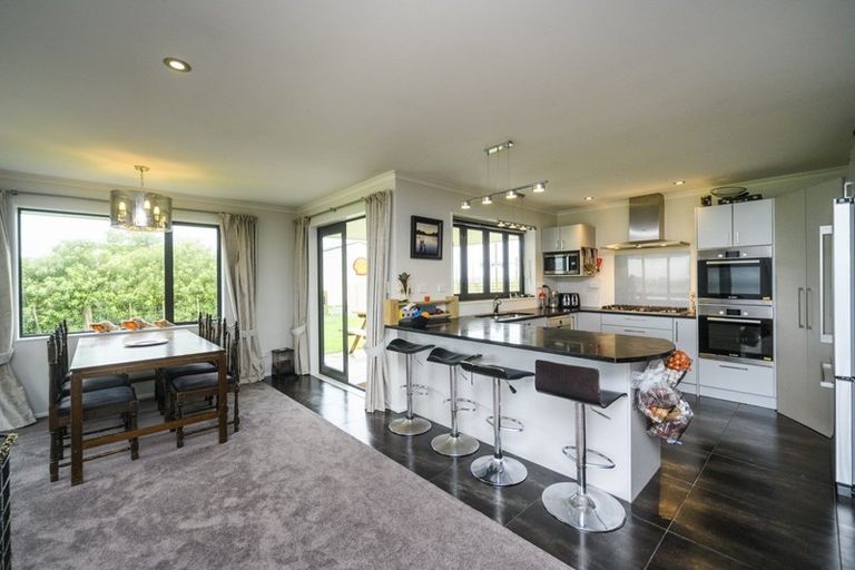 Photo of property in 80 Tokomaru East Road, Tokomaru, Palmerston North, 4474