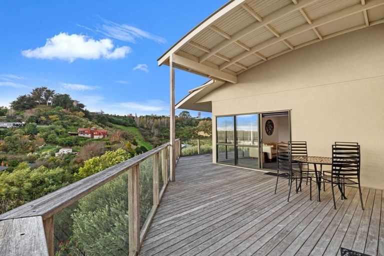 Photo of property in 1 Shakespeare Road, Bastia Hill, Whanganui, 4500