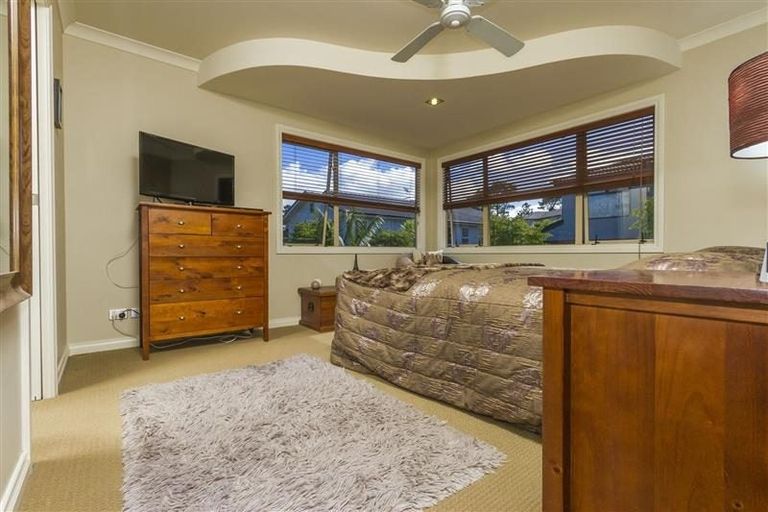 Photo of property in 58 English Oak Drive, Schnapper Rock, Auckland, 0632