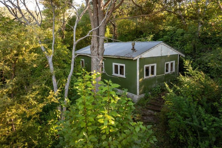 Photo of property in 115 Wainui Valley Road, Wainui, French Farm, 7582