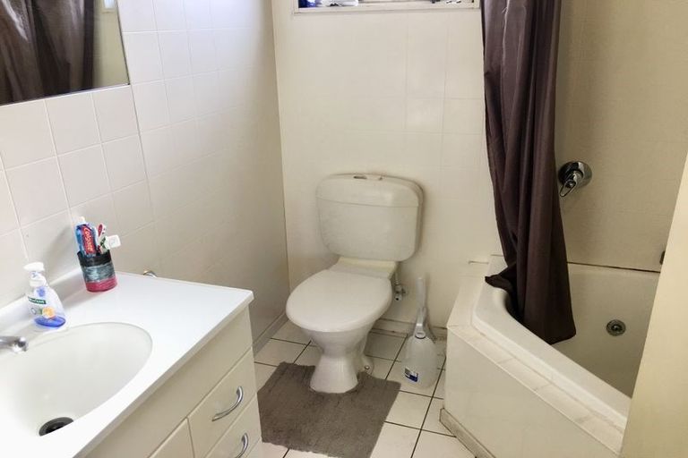 Photo of property in 23 Matthews Road, Flat Bush, Auckland, 2019