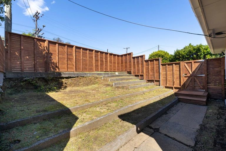 Photo of property in 43 Essex Street, Vogeltown, New Plymouth, 4310