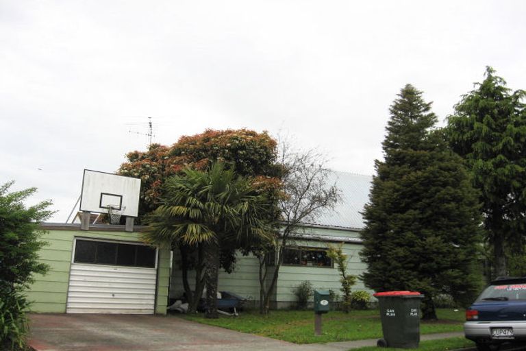 Photo of property in 2 Byron Place, Stoke, Nelson, 7011