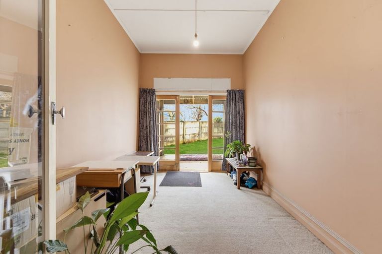 Photo of property in 15 Cambridge Terrace, East Gore, Gore, 9710