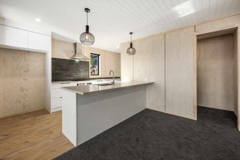 Photo of property in 11 Blackhawk Close, Kinloch, 3377