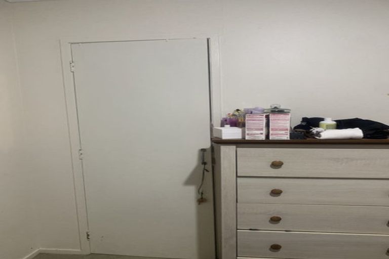 Photo of property in 106 Gills Road, Bucklands Beach, Auckland, 2014