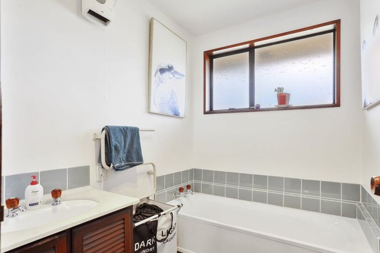 Photo of property in 83 Newnham Street, Rangiora, 7400