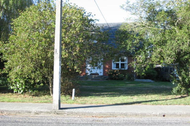 Photo of property in 17 Cunningham Street, Leeston, 7632