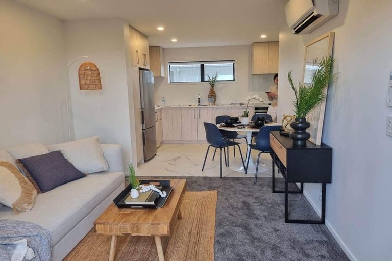 Photo of property in 8/231 Marine Parade, Seatoun, Wellington, 6022