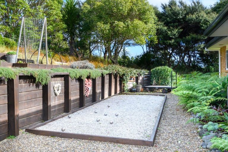 Photo of property in 26a Awhiorangi Promenade, Swanson, Auckland, 0816