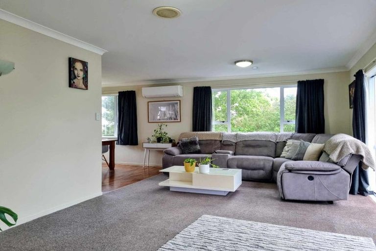 Photo of property in 136a Seaview Road, Westown, New Plymouth, 4310