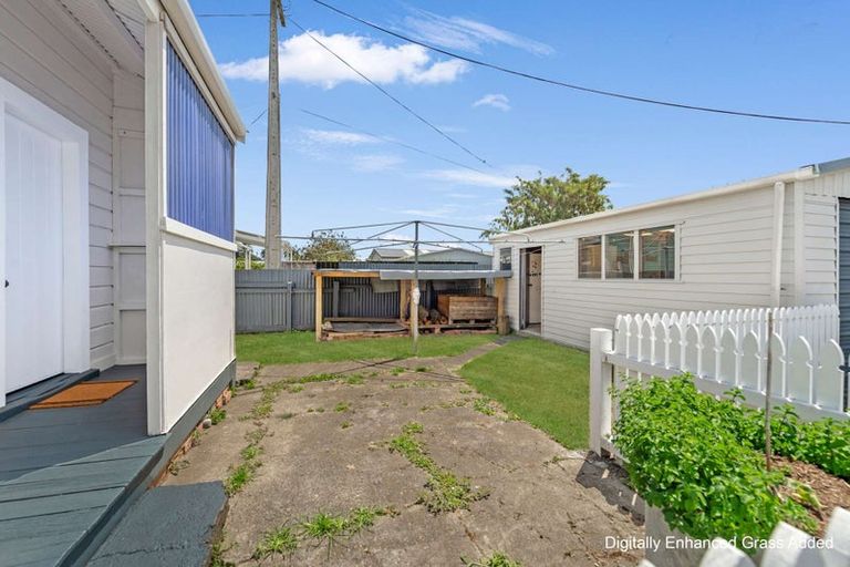 Photo of property in 24 Alma Road, Gonville, Whanganui, 4501