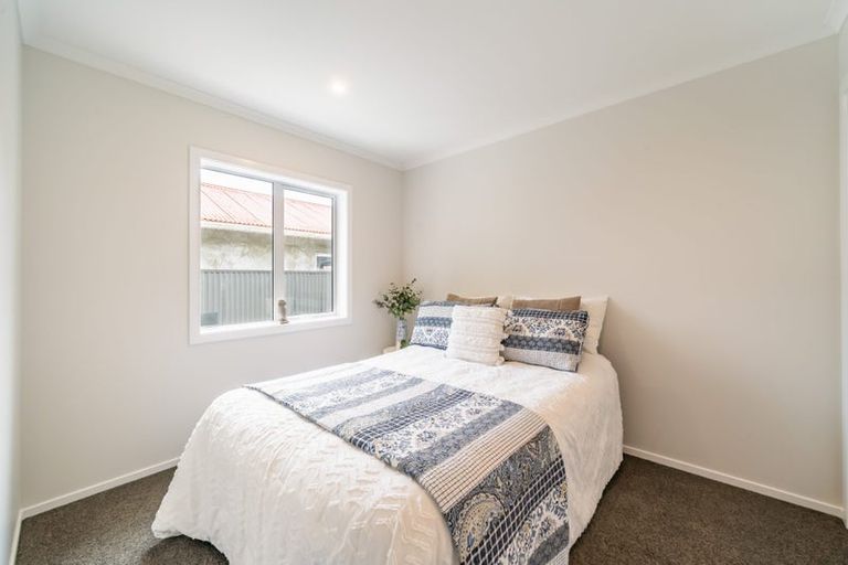 Photo of property in 11a Hall Grove, Ebdentown, Upper Hutt, 5018