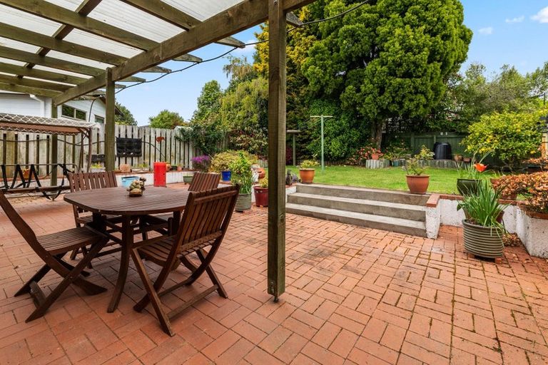 Photo of property in 9 Neri Crescent, Pomare, Rotorua, 3015