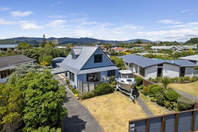 Photo of property in 236 Manly Street, Paraparaumu Beach, Paraparaumu, 5032