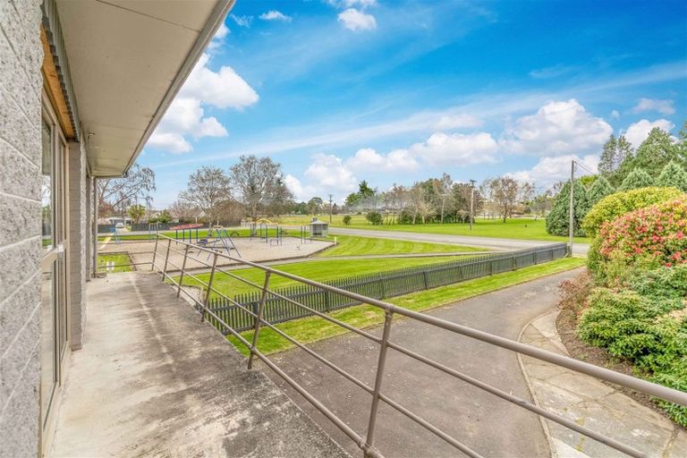 Photo of property in 11 Raglan Street, Wyndham, 9831