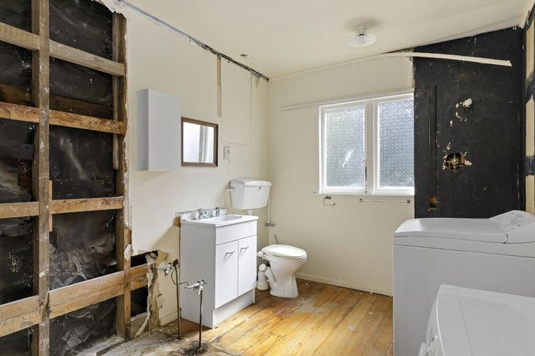 Photo of property in 5 Oriental Street, Petone, Lower Hutt, 5012