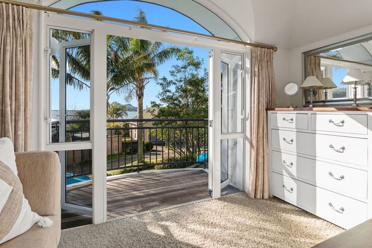 Photo of property in 98 Tangiteroria Lane, Pauanui, Hikuai, 3579