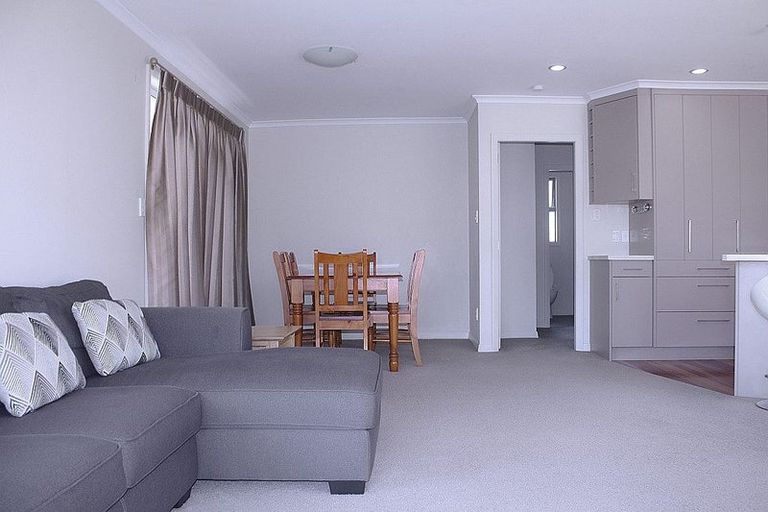 Photo of property in 36a Saint Ronans Avenue, Waterloo, Lower Hutt, 5011