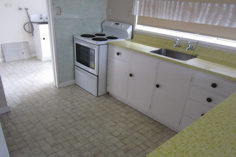 Photo of property in 9 Winiata Place, Otaki, 5512