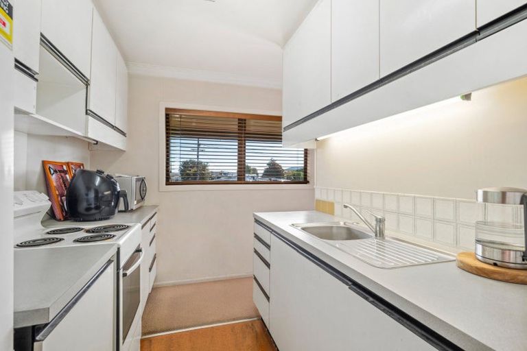 Photo of property in 17 Porikapa Road, Owhata, Rotorua, 3010