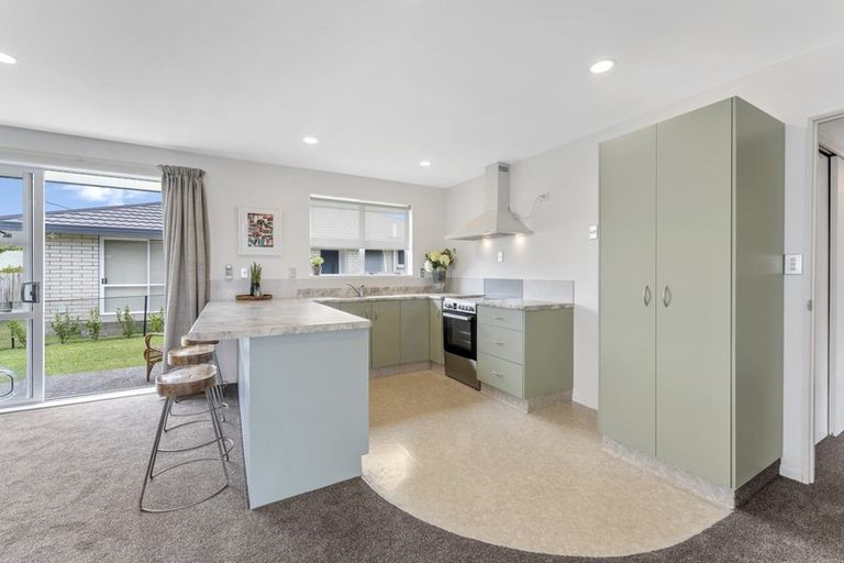 Photo of property in 1/46 Dorset Avenue, Westown, New Plymouth, 4310