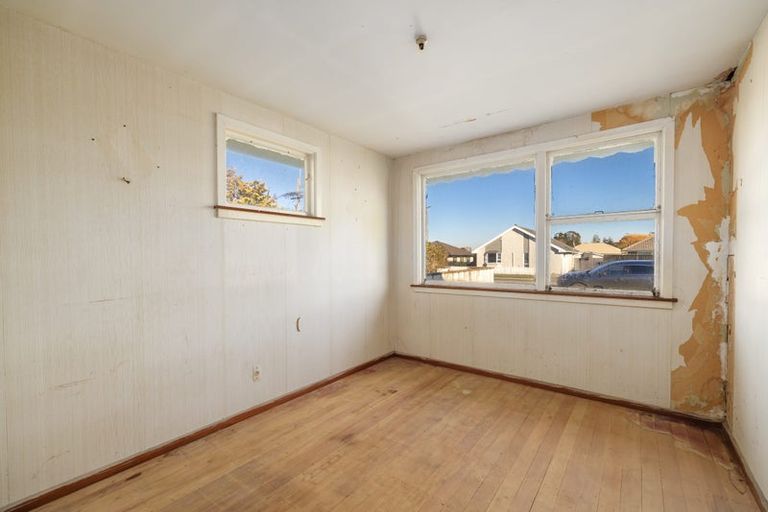 Photo of property in 222 Burwood Road, Burwood, Christchurch, 8083