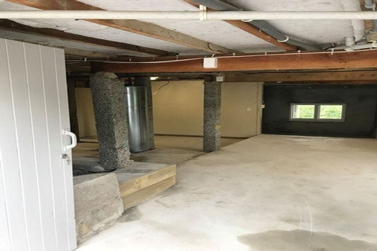 Photo of property in 4 Church Hill Road, Green Island, Dunedin, 9018