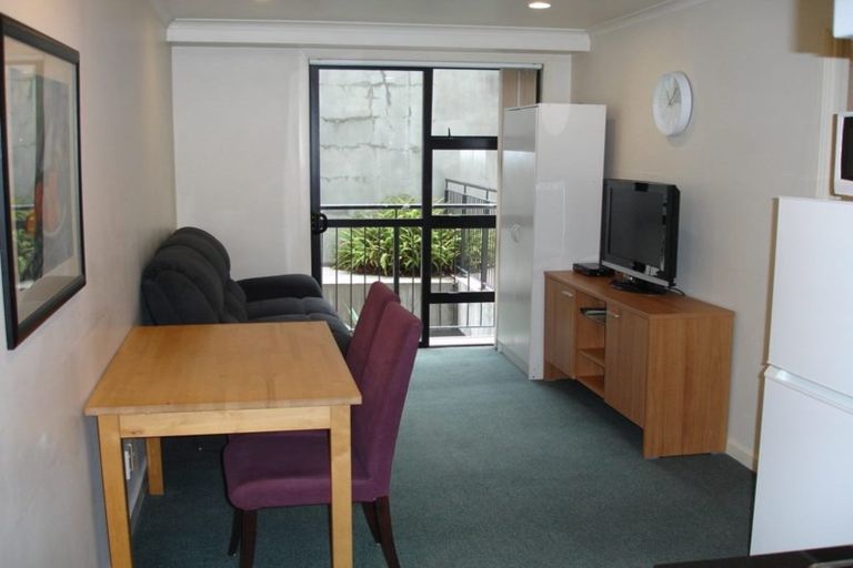 Photo of property in 508 Queen St Apartments, 1a/508 Queen Street, Auckland Central, Auckland, 1010