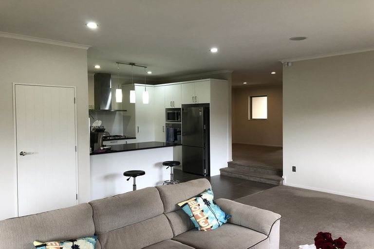 Photo of property in 11 Cartmel Avenue, Massey, Auckland, 0614