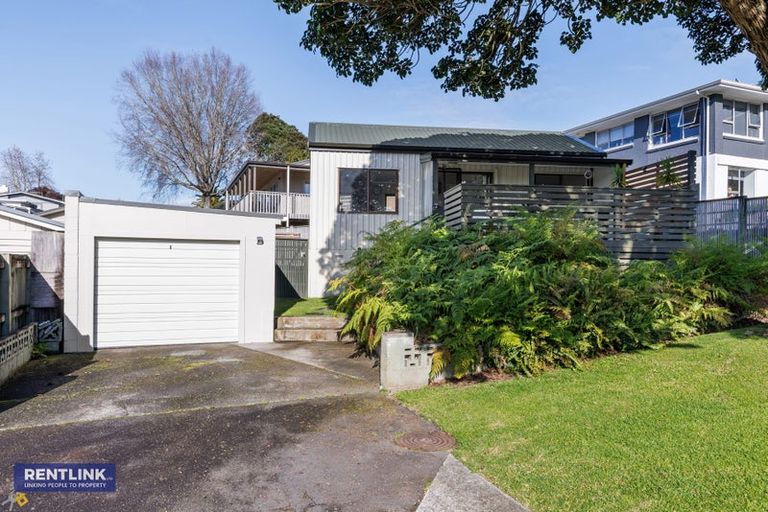 Photo of property in 4 Landview Road, Parkvale, Tauranga, 3112