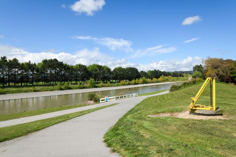 Photo of property in 89 Wikiriwhi Crescent, Awapuni, Palmerston North, 4412