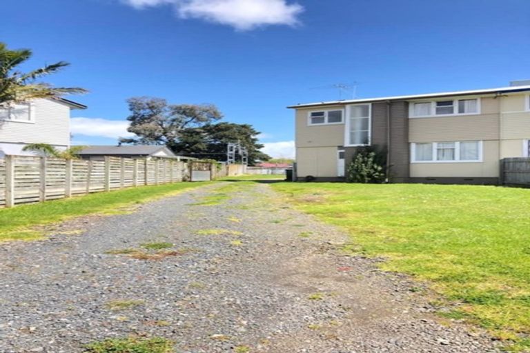 Photo of property in 1/62 Swaffield Road, Papatoetoe, Auckland, 2025