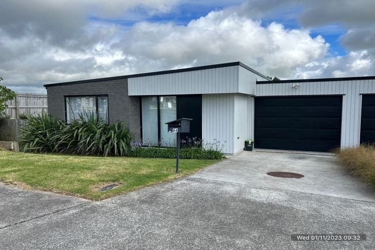 Photo of property in 84 Prado Drive, Pukekohe, 2120