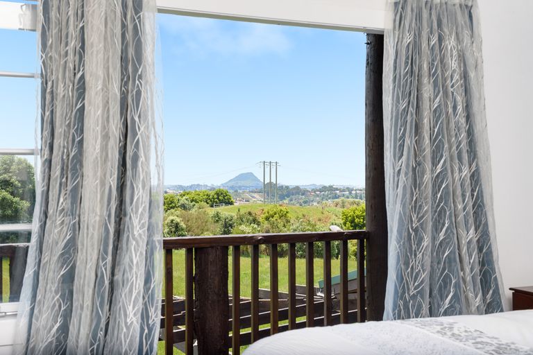 Photo of property in 18a Wade Place, Welcome Bay, Tauranga, 3175