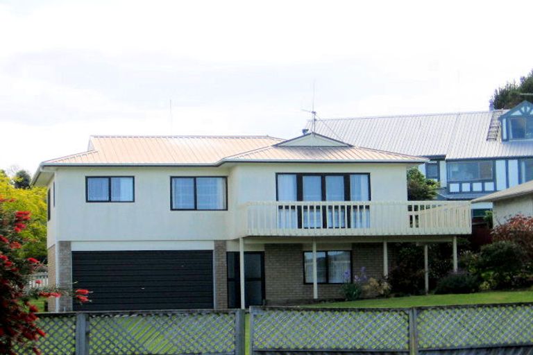 Photo of property in 15 Pohutukawa Drive, Athenree, Katikati, 3177